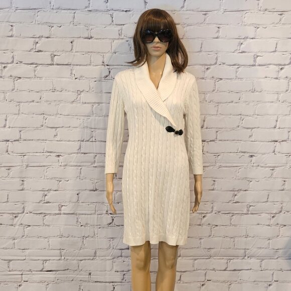 ELLEN TRACY - Classic ivory cable knit sweater dress with buckle detail - Picture 3 of 9